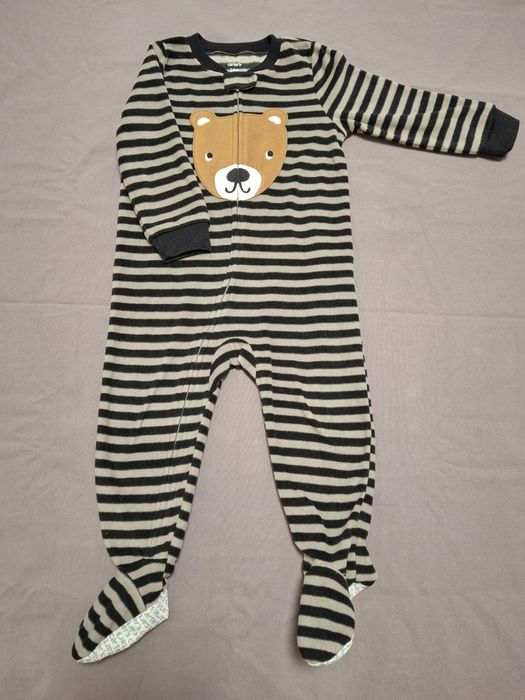 Флісовий чоловічьок(піжама) Carter's 92 розмір