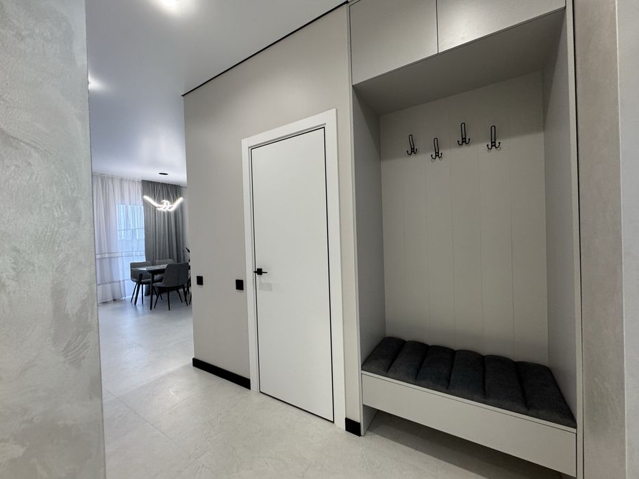 Продам котедж в місті з ремонтом та газовим опаленням!