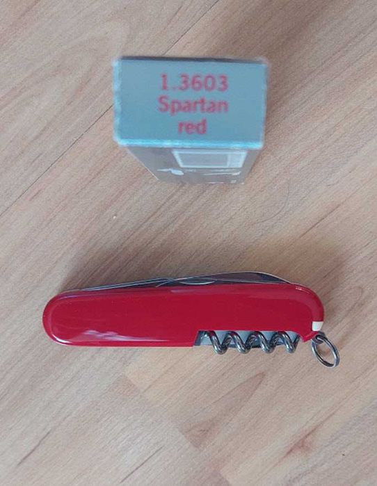 Scyzoryk VICTORINOX Spartan red 1.3603