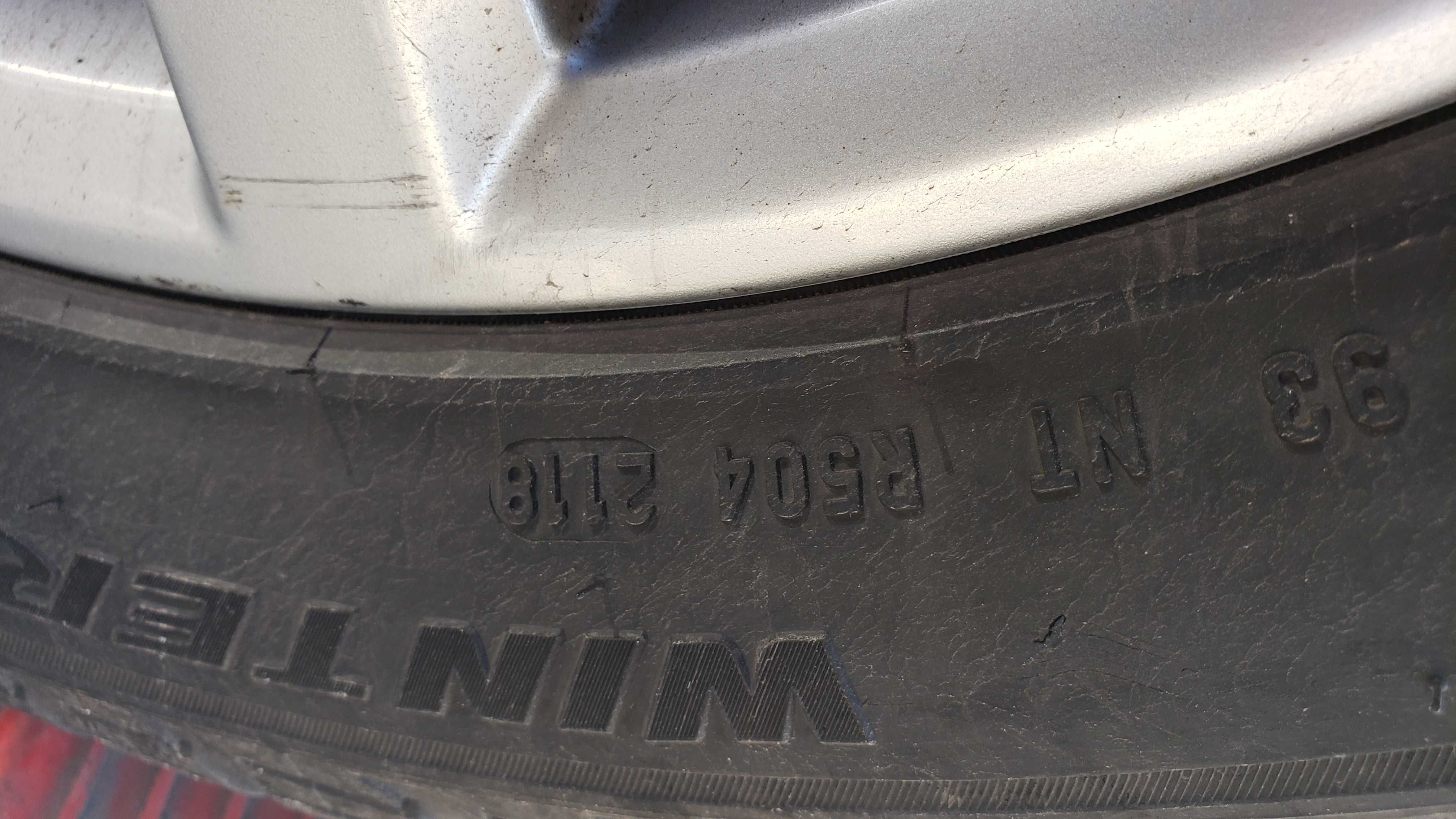 Шины Pirelli Winter Sottozero 3 205/50 R17 93 V