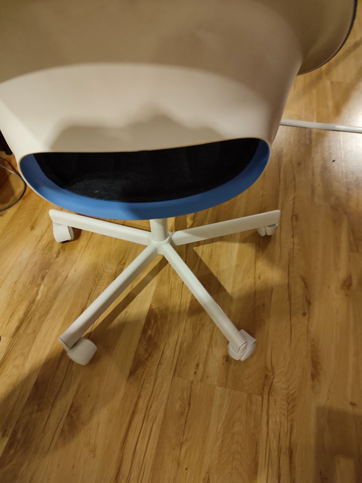 Krzesło obrotowe Ikea niebieskie eldberget / malskar
