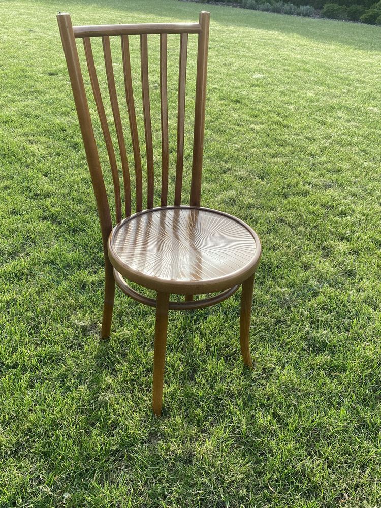 Krzesła Skórzewo