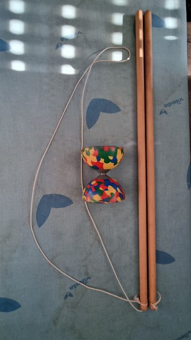 Diabolo ćwiczenie koordynacji ruchowej