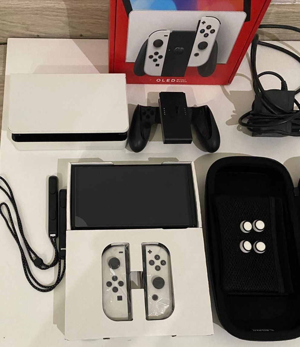 Nintendo Switch Oled como nova