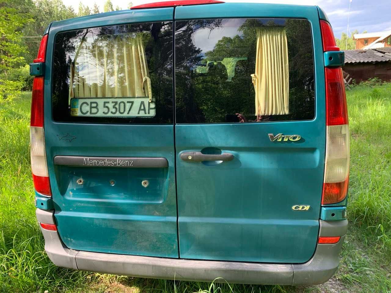 Продам автомобіль Mercedes Vito