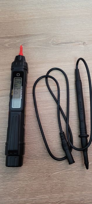 Mutimeter tester napiecia