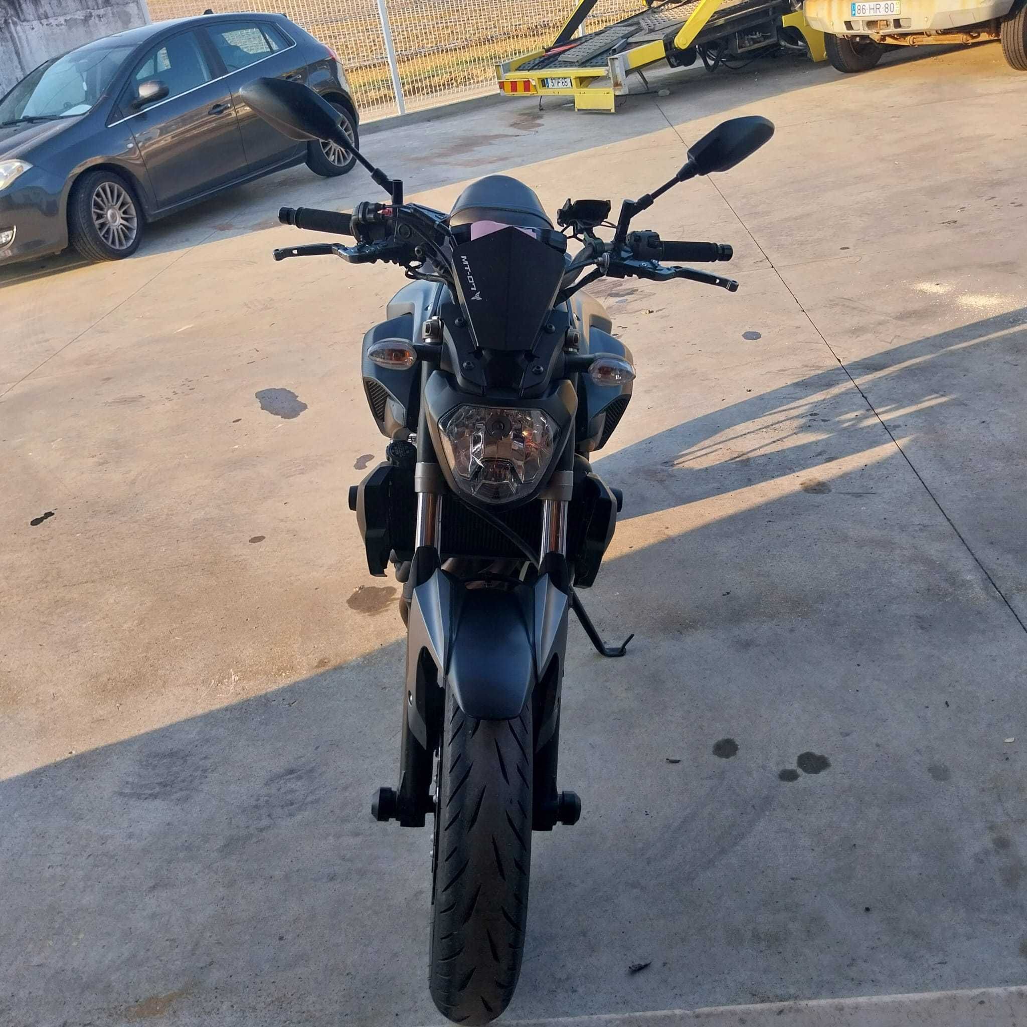 YAMAHA MT 07 - Full Extras (COMPLETAMENTE NOVA)