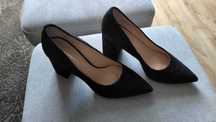 Buty na obcasie, rozmiar 37