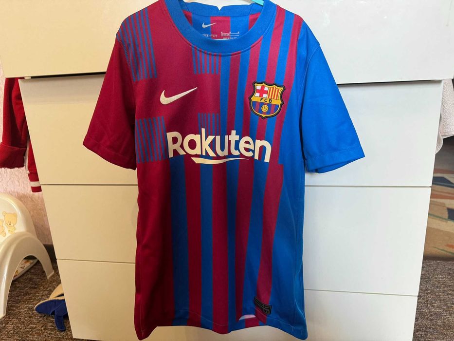 Футболка Барселона Barcelona  дитяча 127-147 см , М , Nike , оригінал