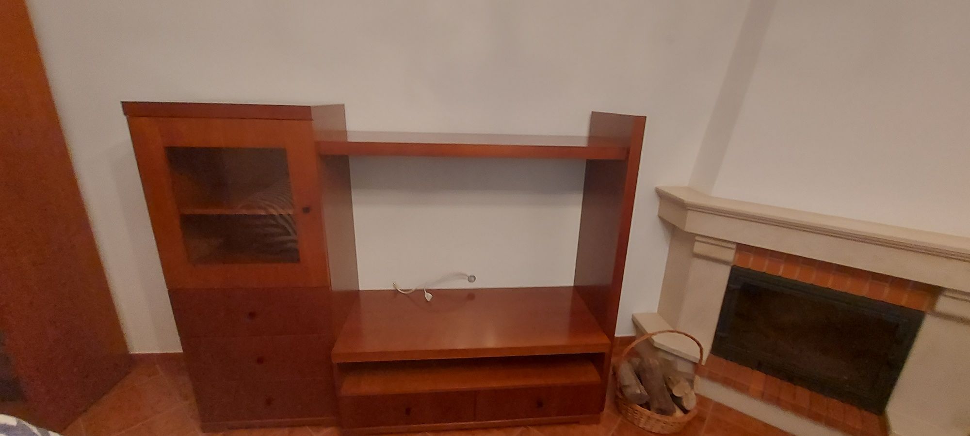 Móvel para televisão