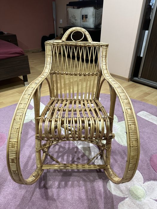 Крісло - качалка дитяче