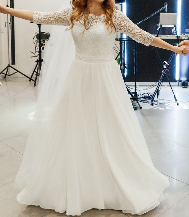 Весільне плаття / Весільна сукня