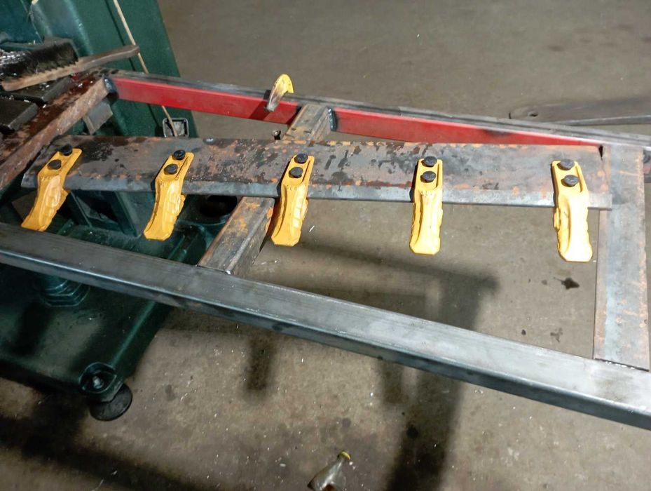 Лезо, ніж , лемех ковша, кромка ковша  зносостійка сталь, броня 500НВ