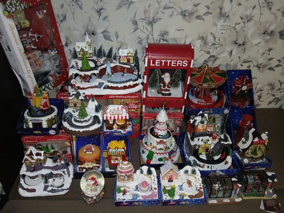 Новорічний декор інсталяція музична лускунчик адвент календар новогодн