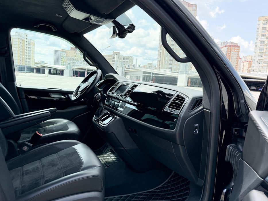 Оренда авто Volkswagen Multivan / Прокат авто Киев