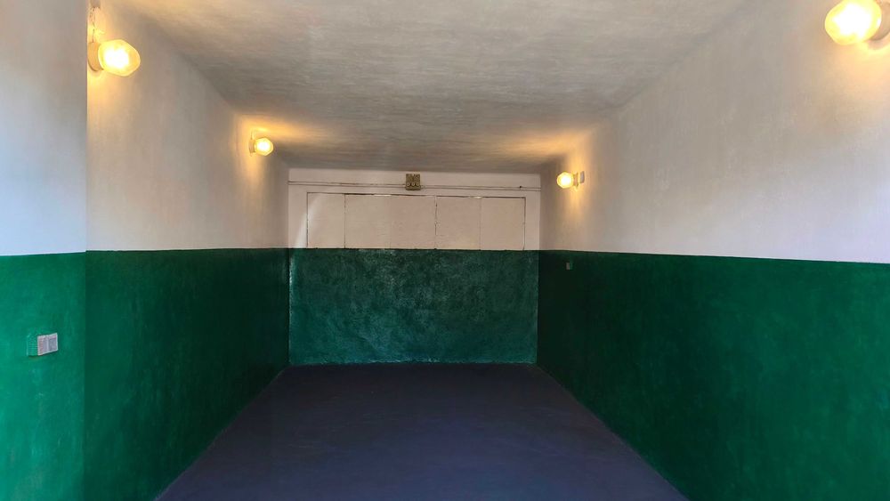 Garaż po remoncie, Aleje Jana Pawła II 15