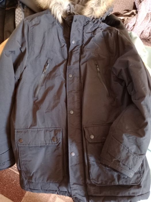 Продам куртку Barton