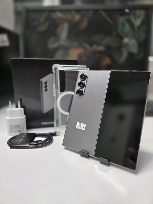 Samsung Fold 6 12/512Gb, Офіційний