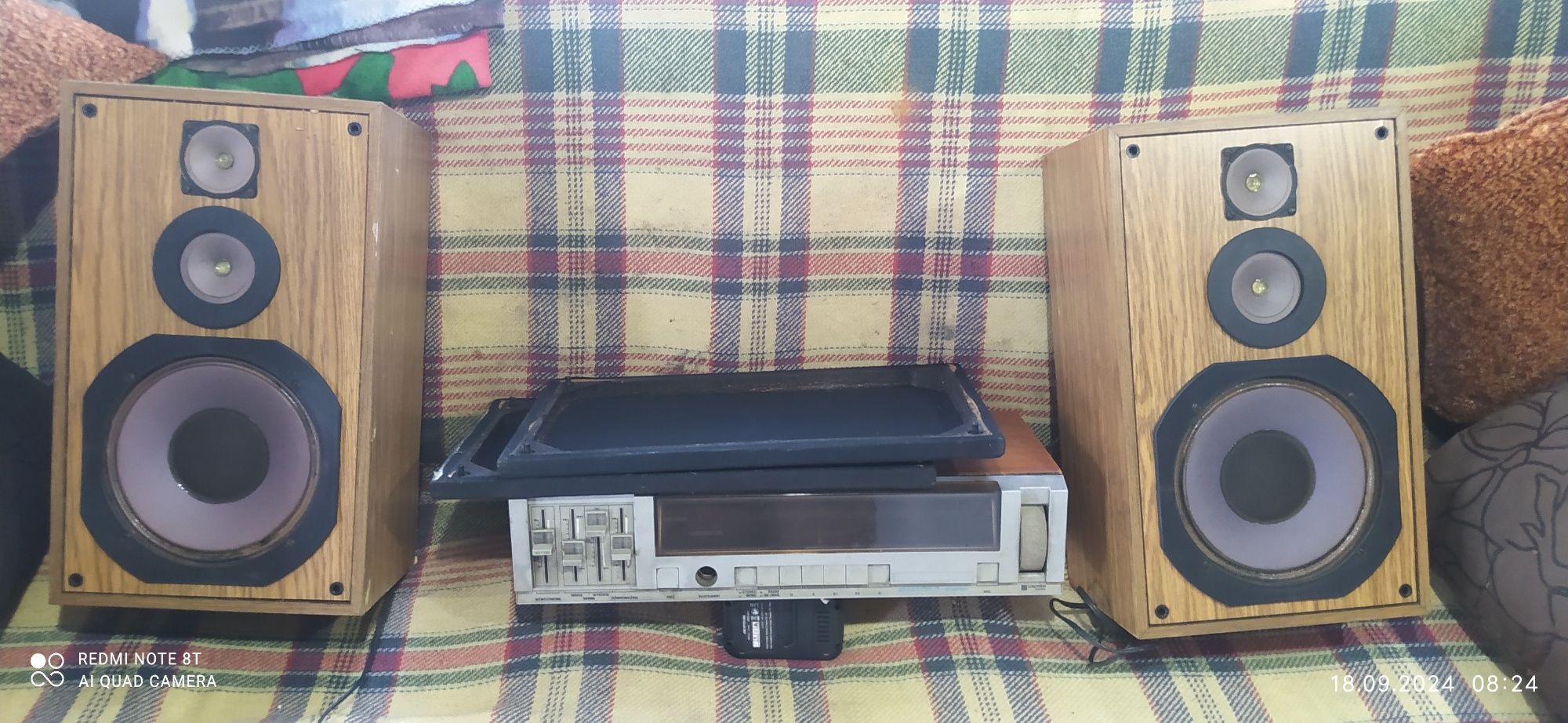Sprzedam radio UNITRA wraz z głośnikami