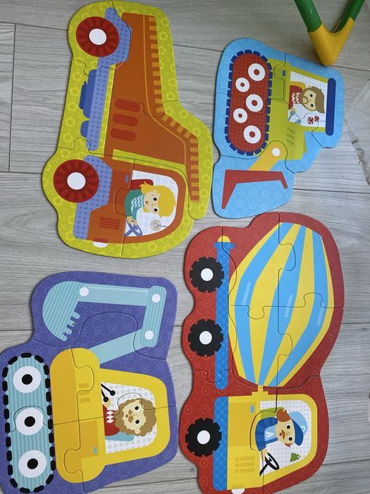 Puzzle Czuczu, 4 pojazdy.