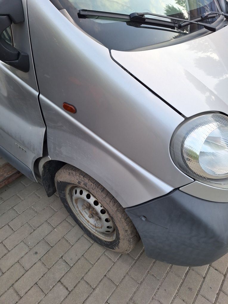 Maska lampa zderzak czołowe błotnik Vivaro Trafic Primastar