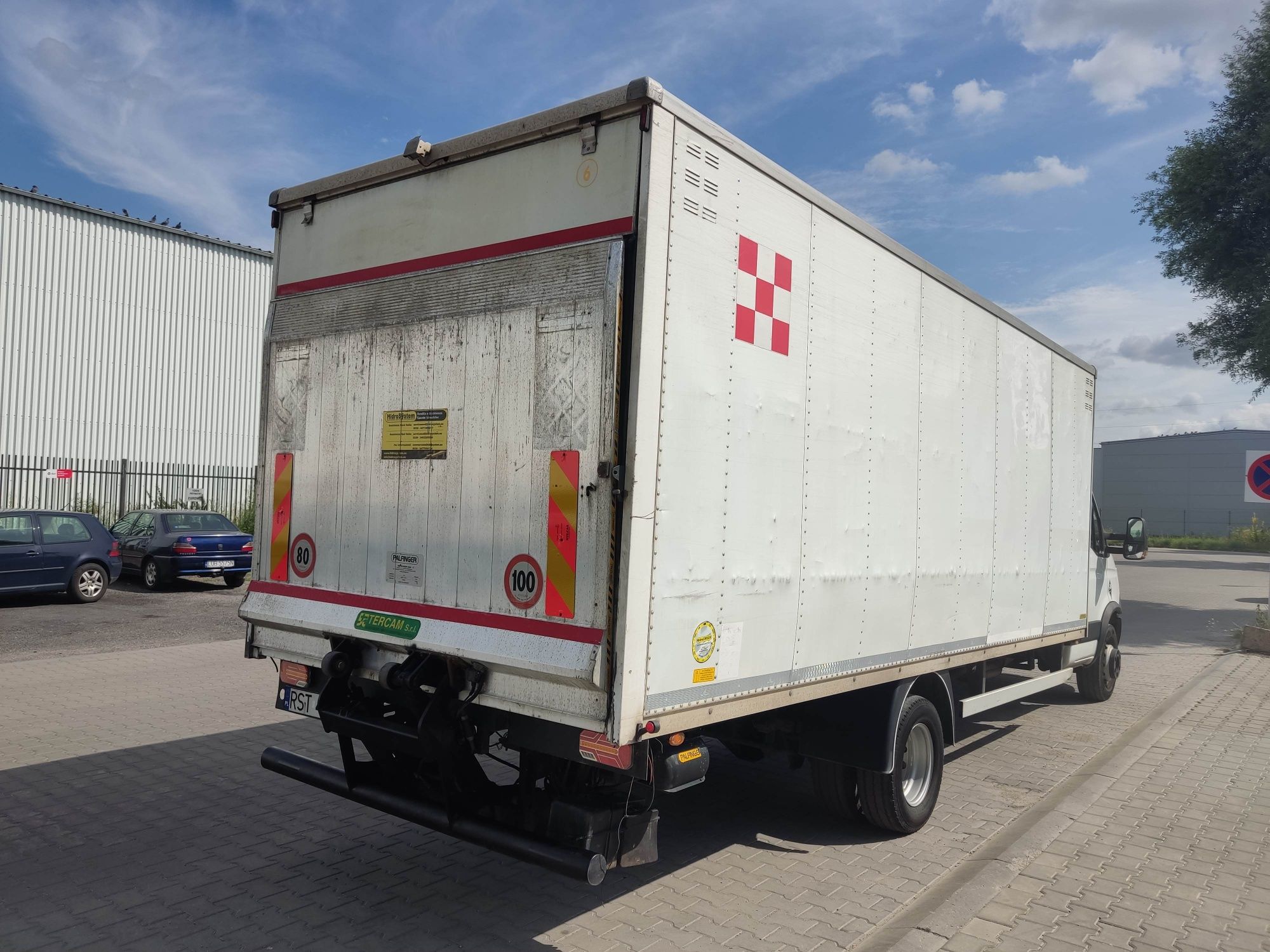 Iveco 35c17 50c17 70c17 Kat B kontener winda