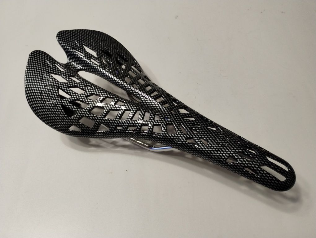 Siodełko rowerowe kompozyt carbon