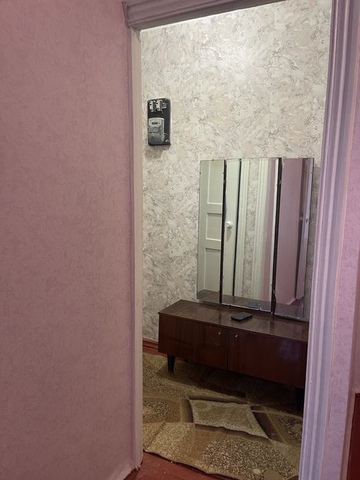 Шевченковский  район  ул. Краснова  1-но ком. квартира