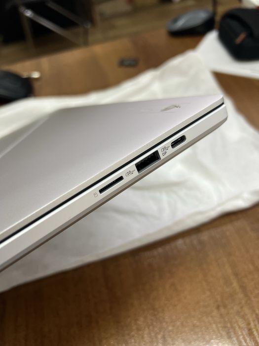 Asus ROG Zephyrus G14 GA403UV