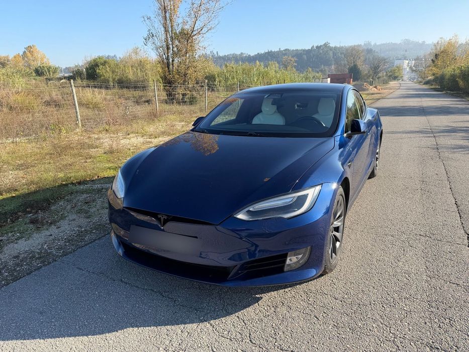 Tesla Model S 100D