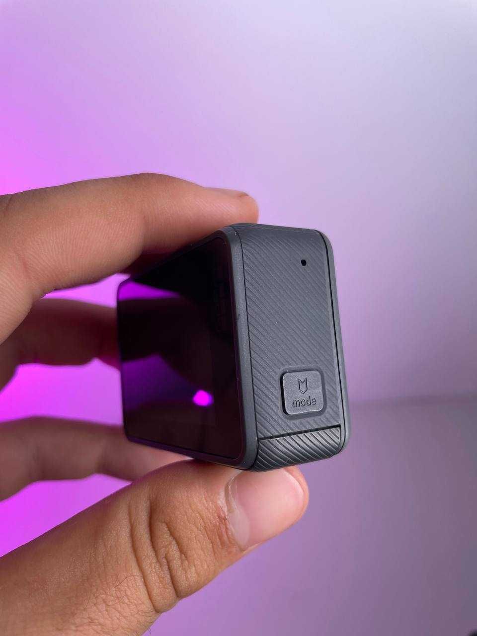 Екшн камера GoPro Hero HWBL1 в ідеальному стані, з комплектом