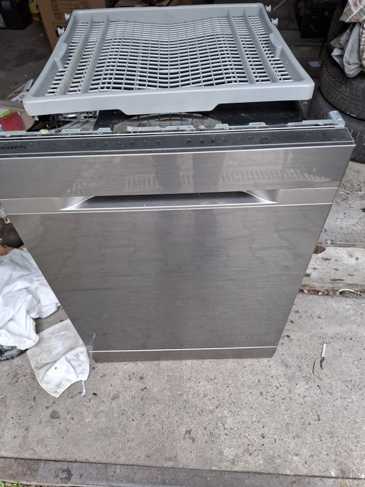 Zmywarka samsung na części.