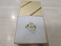 Nowy złoty pierścionek Chanel delikatny wzór PR 585 rozmiar 11