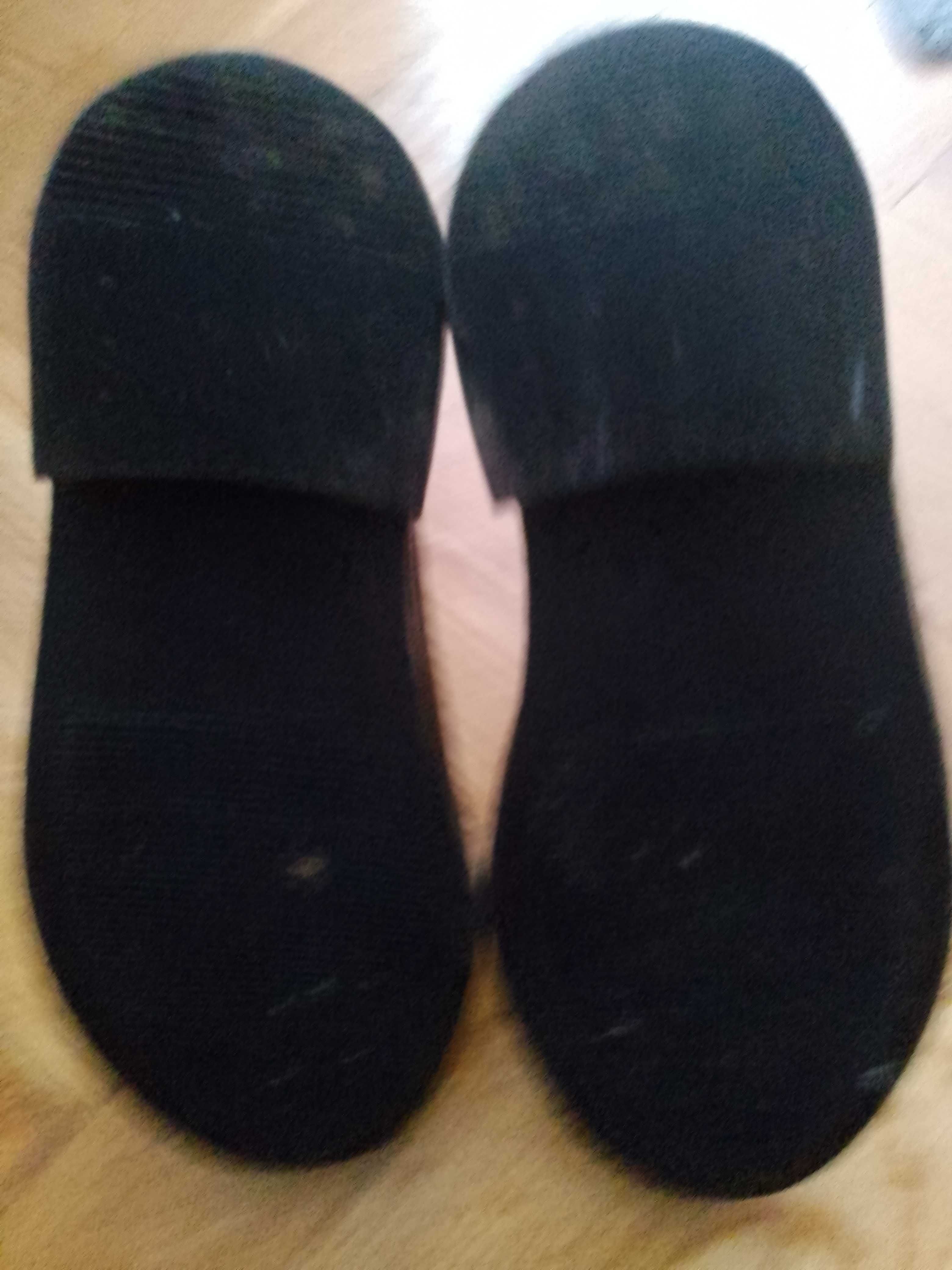 Sztyblety jeździeckie nowe ,,kantrie,, .buty na konia 31 . Mam kask