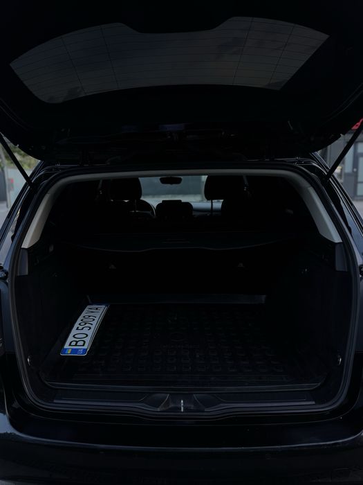 Mersedes-Benz B-Class 2016 b250e