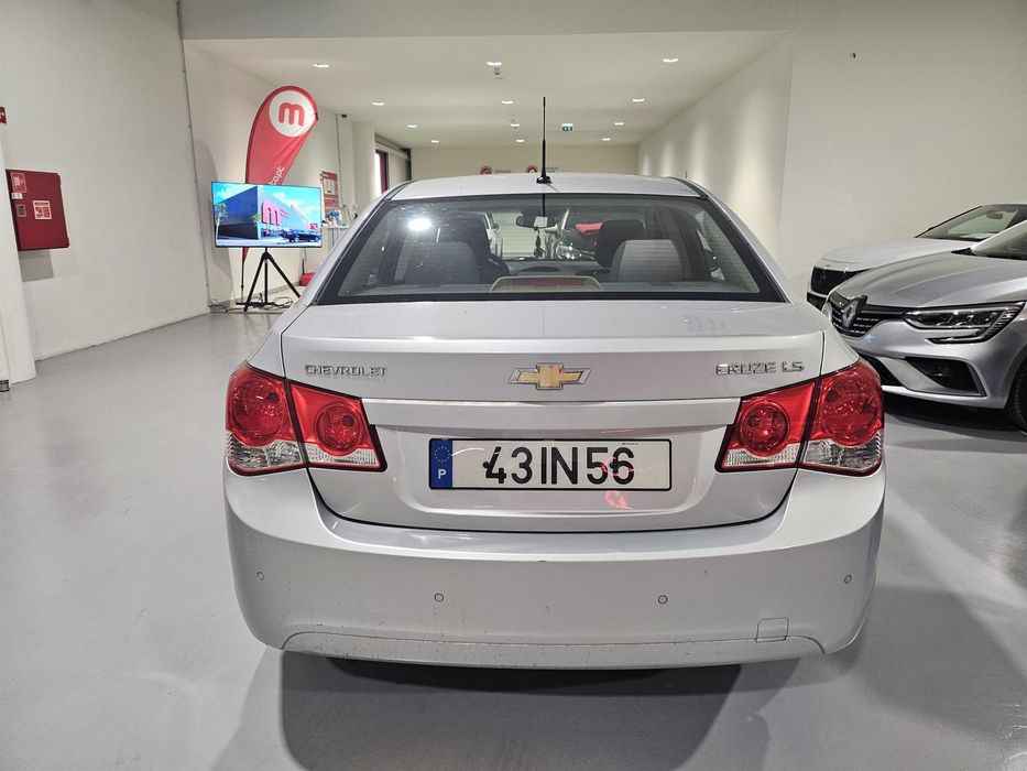 Chevrolet Cruze 1.6 gasolina