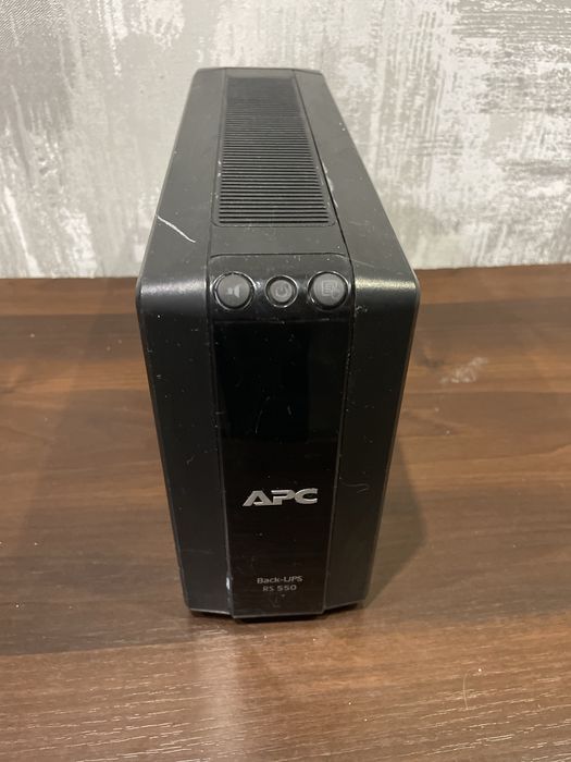 ИБП с аккумулятором APC Back-UPS RS 550 LSD