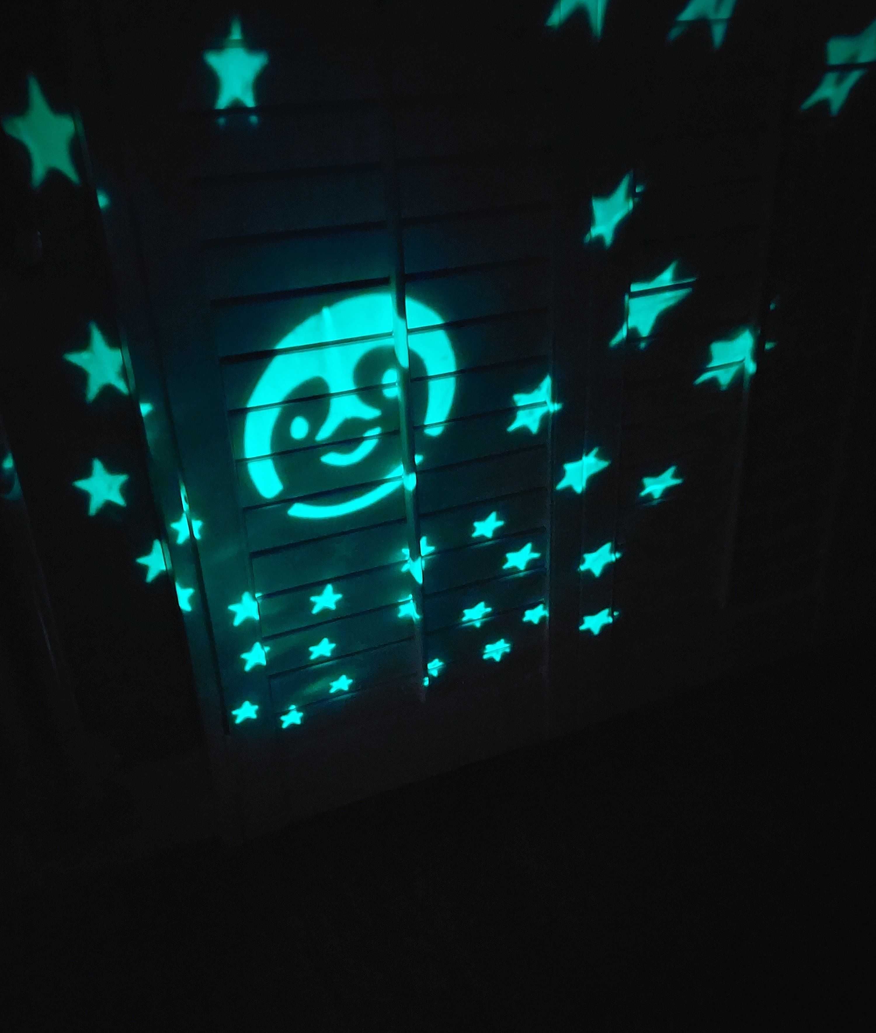 Zabawka 1 Sztuka ! Lampka nocna. Projektor gwiazd, Dream Lites.