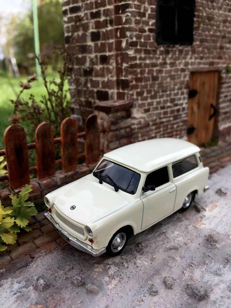 Czasopismo- TRABANT 601 KOMBI-auta PRL,model,autka,kolekcja