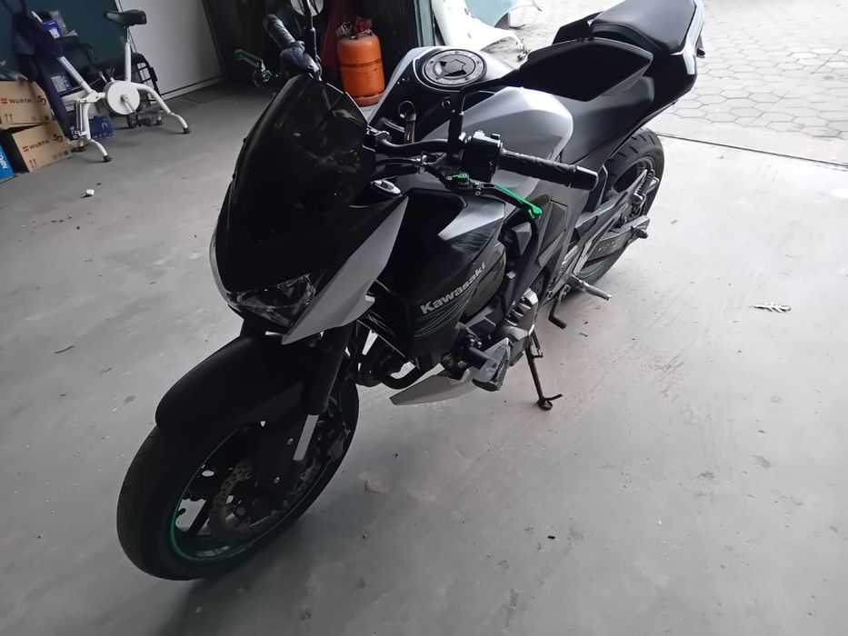 Kawasaki z800.