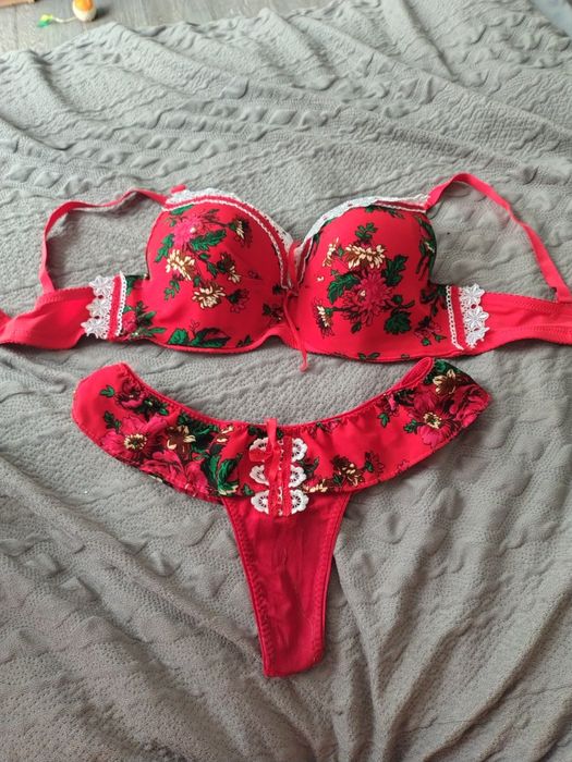 Komplet bielizny w stylu góralskim