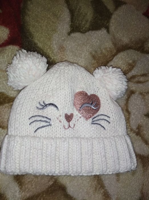 Шапочка на дівчинку