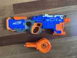Nerf Hyperfire com carregador