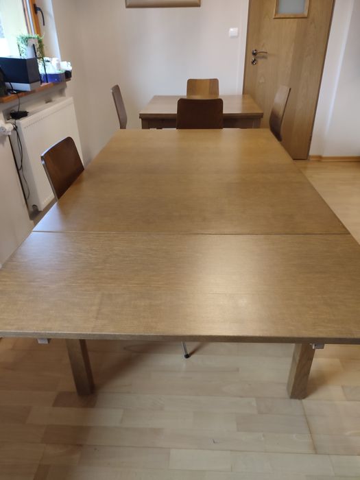 Sprzedaż stołu z krzesłami