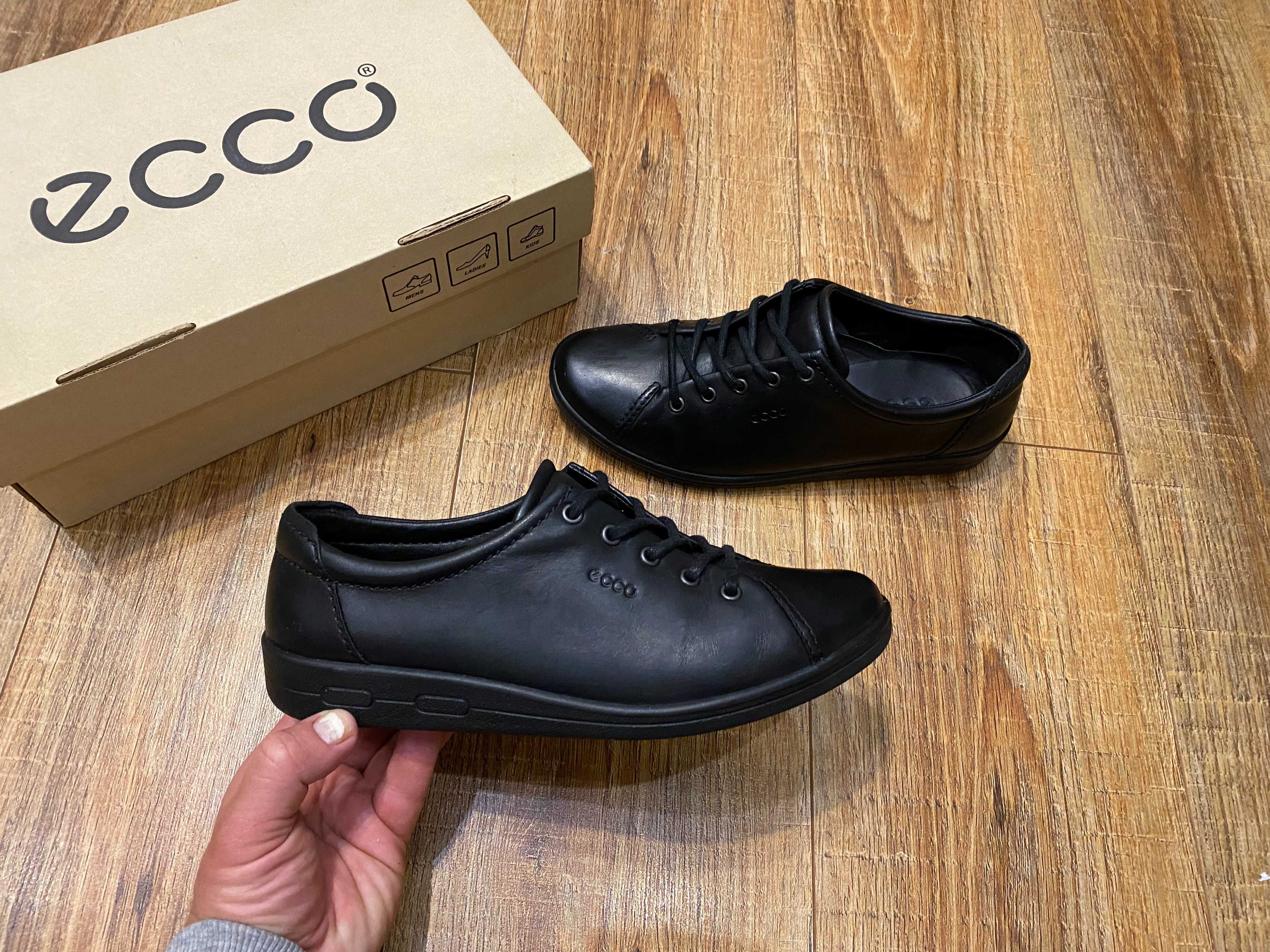 Ecco туфли кроссовки кросівки женские ECCO оригинал р.39