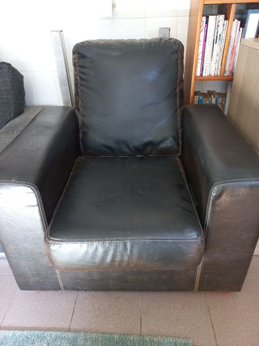 Sofá individual de pele