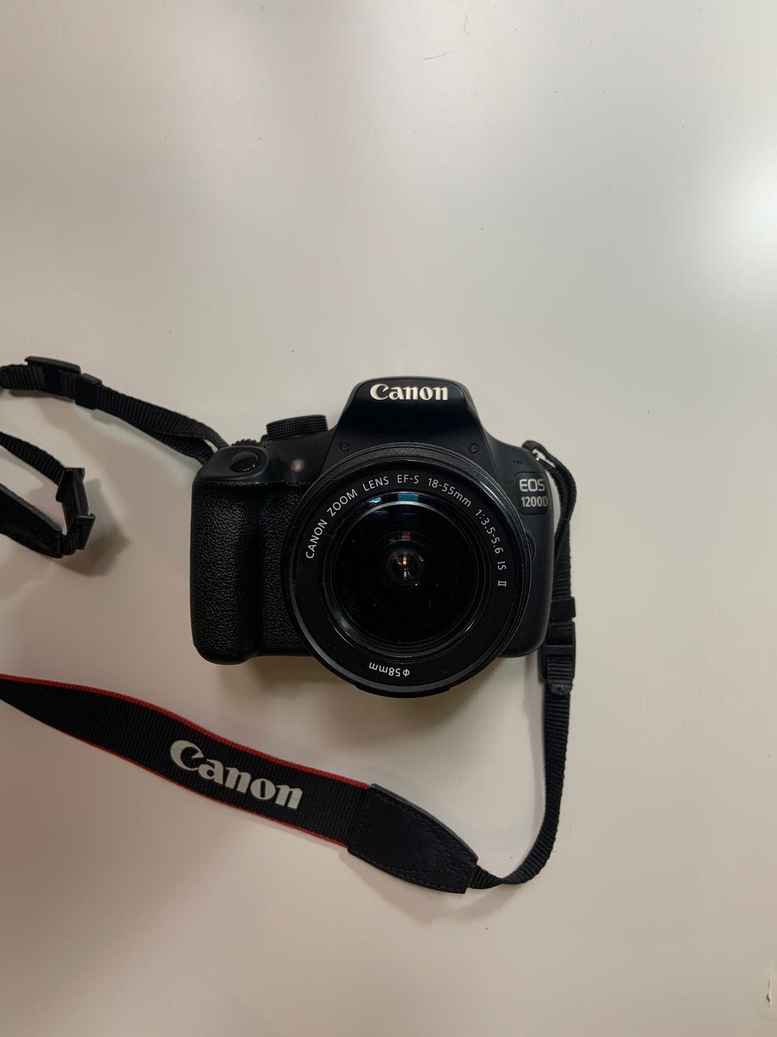 Canon 1200D c/ Objectiva e acessórios