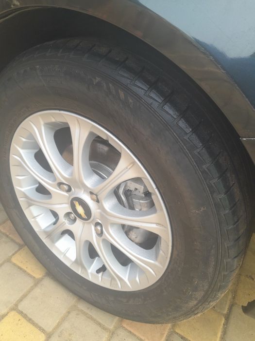 Автомобіль Chevrolet Lacetti