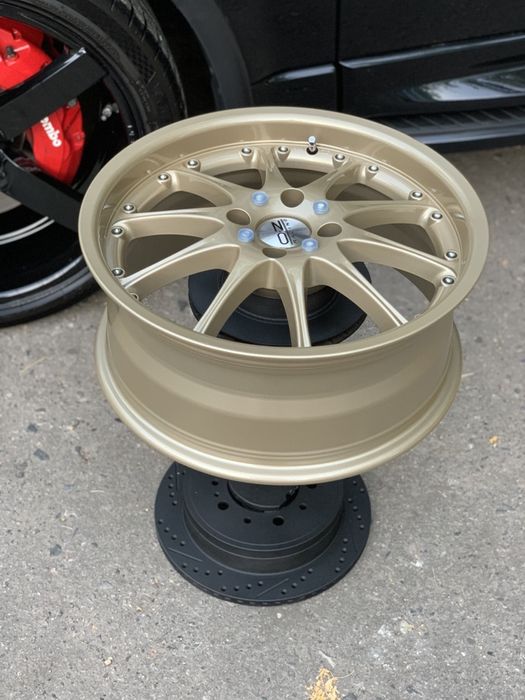 Продам стол из диска . Лофт .