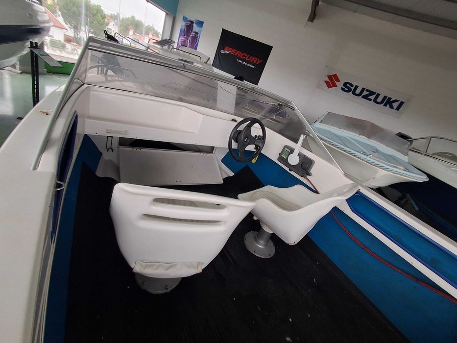 Barco RIAMAR 430ST/ LX com o motor YAMAHA 40HP